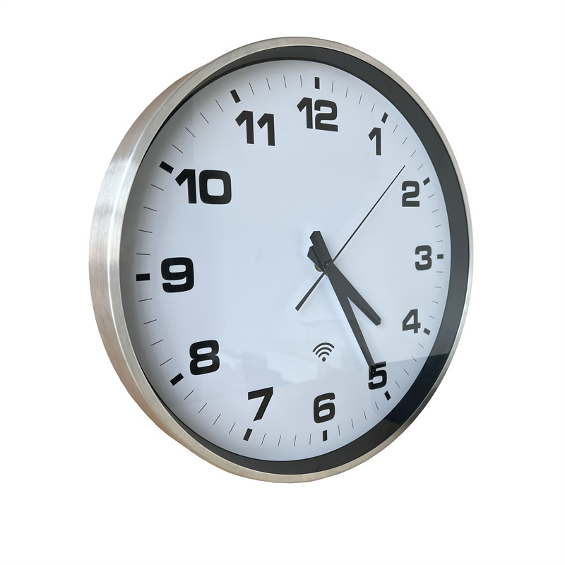 Relógio de parede analógico NTP redondo grande de alumínio prateado de 15 polegadas com Wi-Fi.